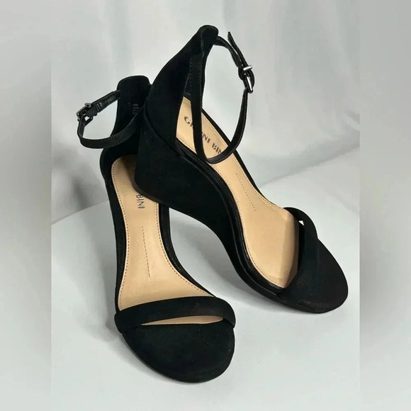 Gianni Bini Black Women's Wedge Heels (SH83) - Picture 4 of 13